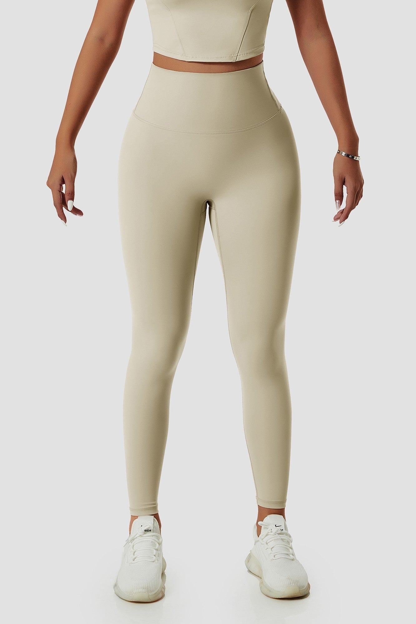 No Front Seam Butt-Sculpt Leggings by bornfocus