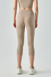 No Front Seam Capri Leggings by bornfocus