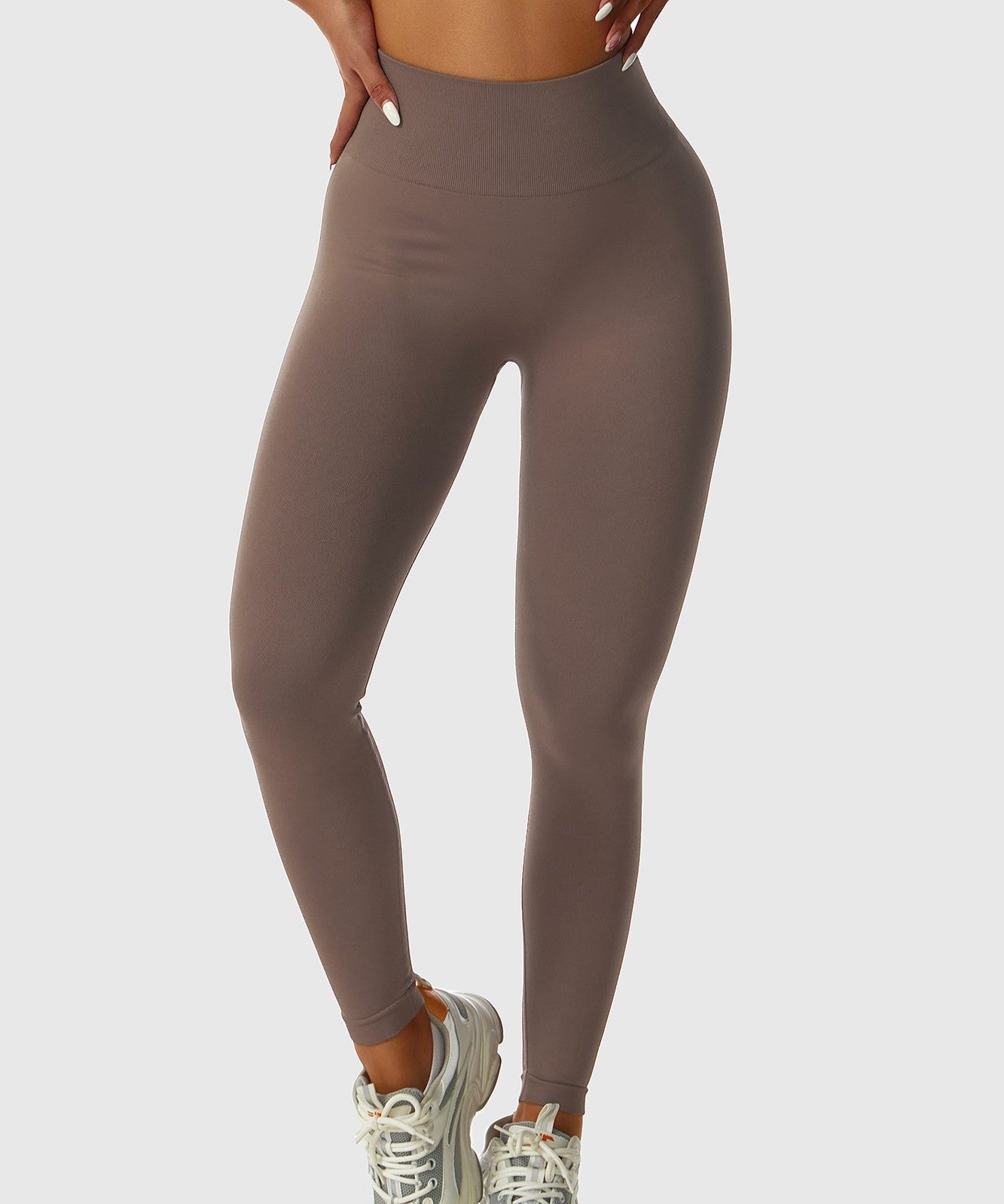 Seamless Scrunch Butt Leggings by bornfocus