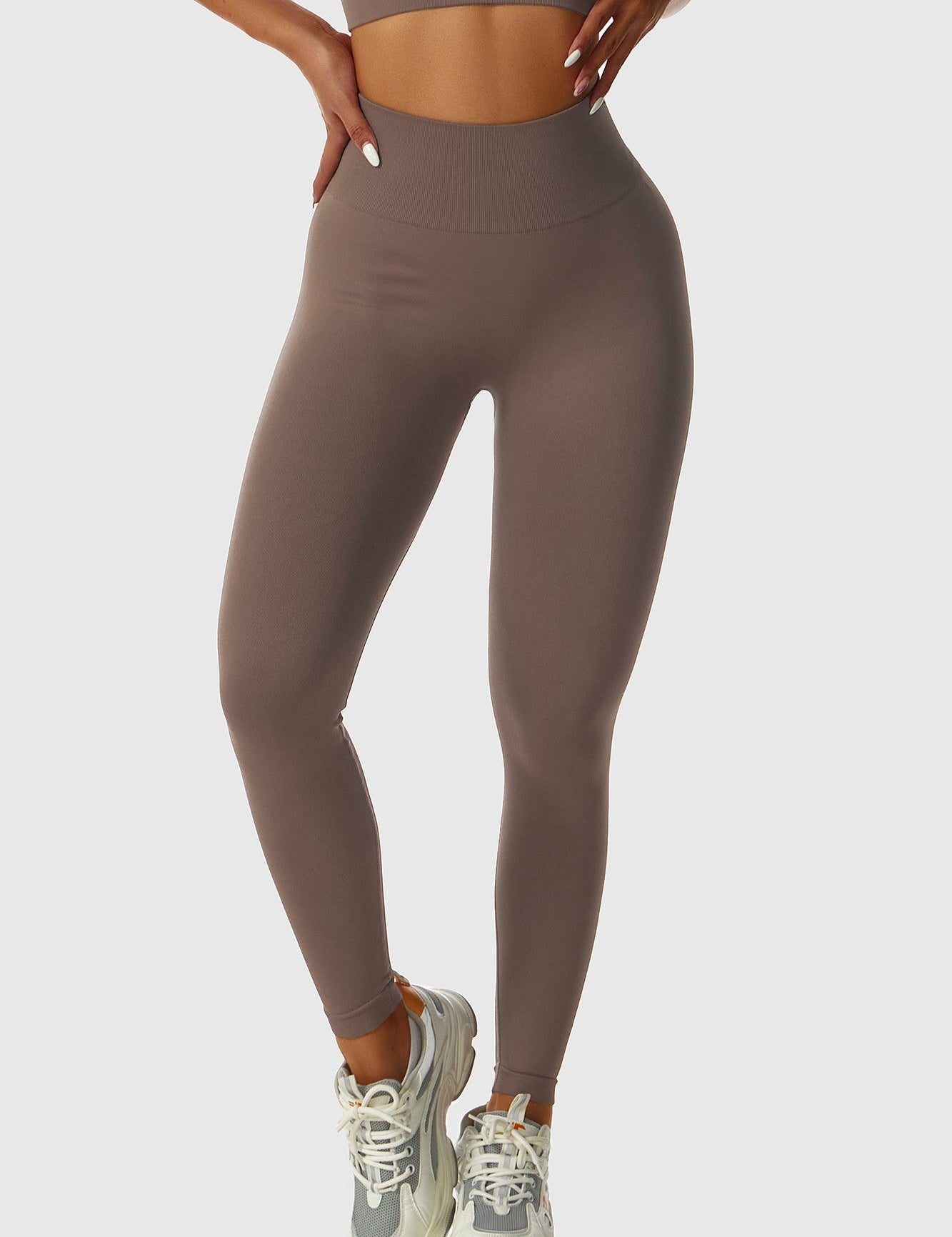 Seamless Scrunch Butt Leggings by bornfocus