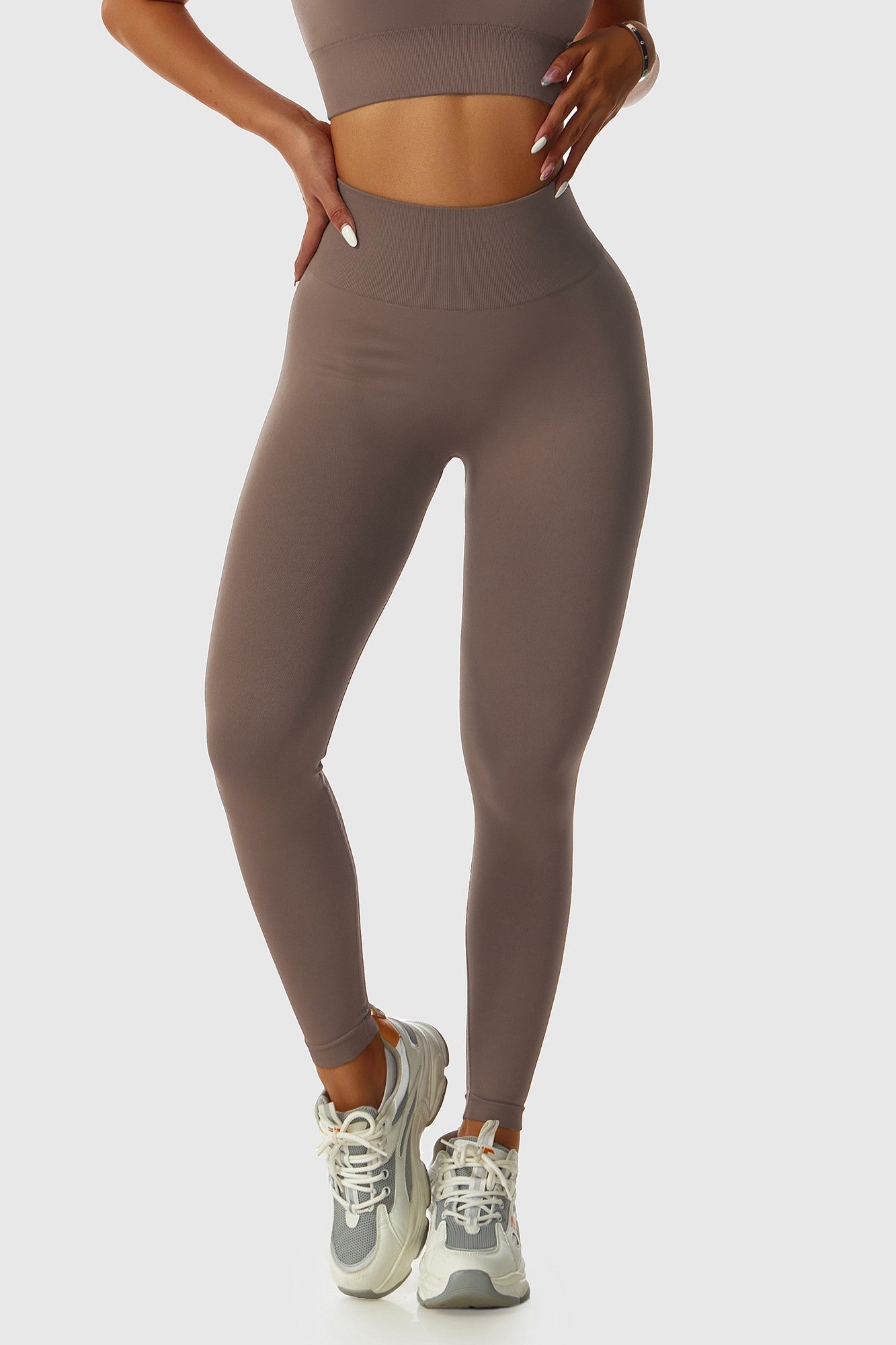 Seamless Scrunch Butt Leggings by bornfocus