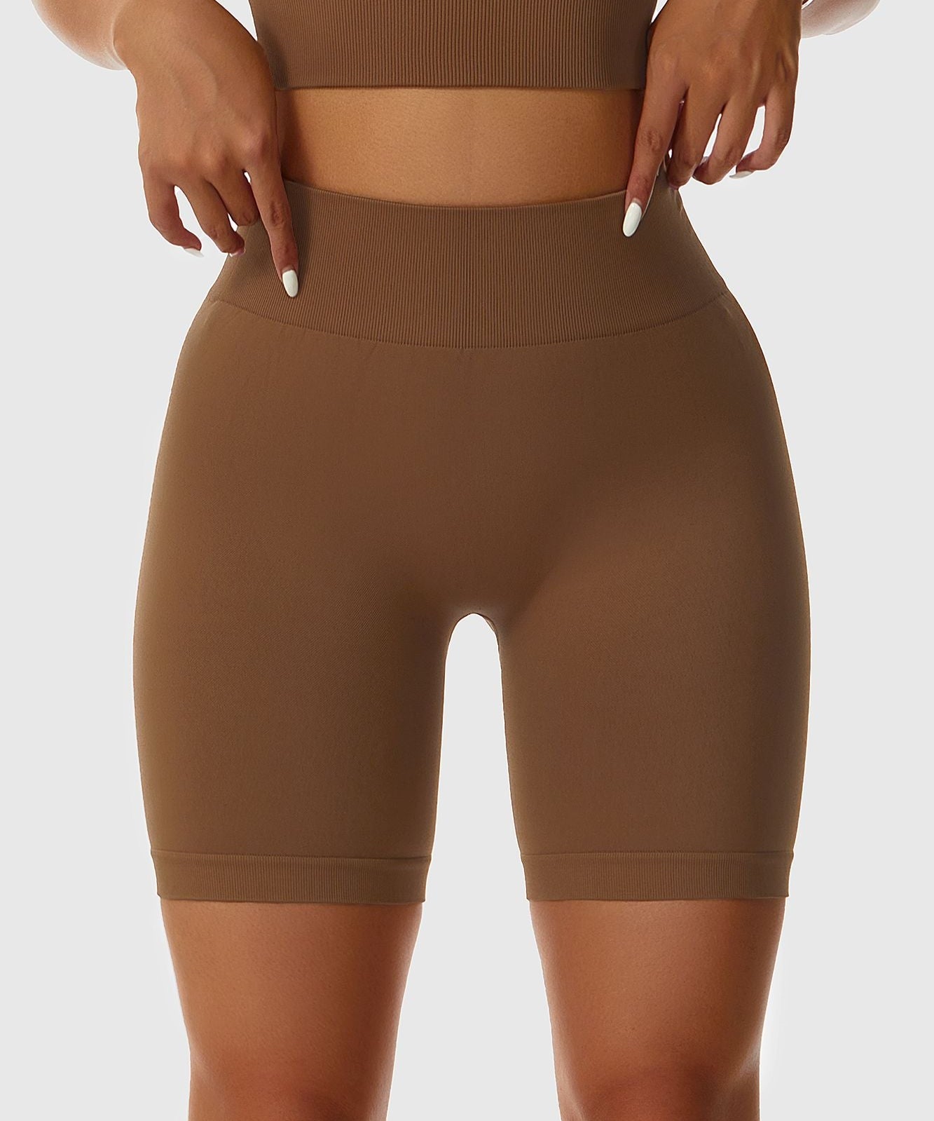 Seamless High-Waist Scrunch Butt Shorts by bornfocus