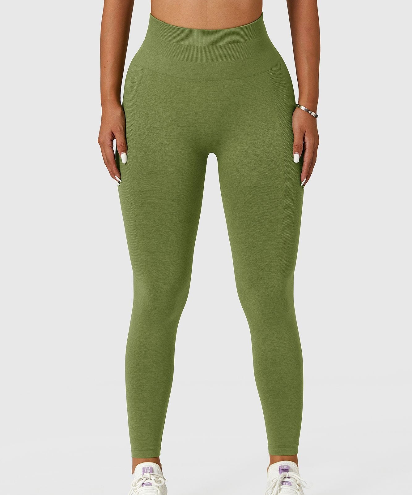 Seamless High-Rise Scrunch Legging by bornfocus