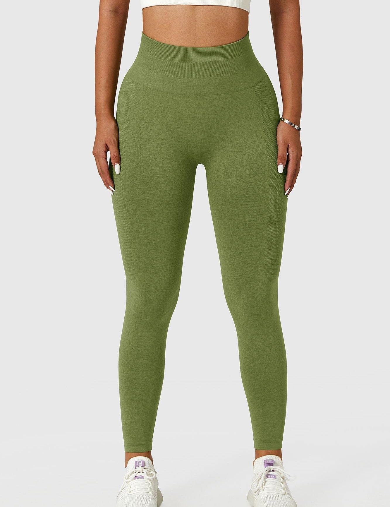 Seamless High-Rise Scrunch Legging by bornfocus