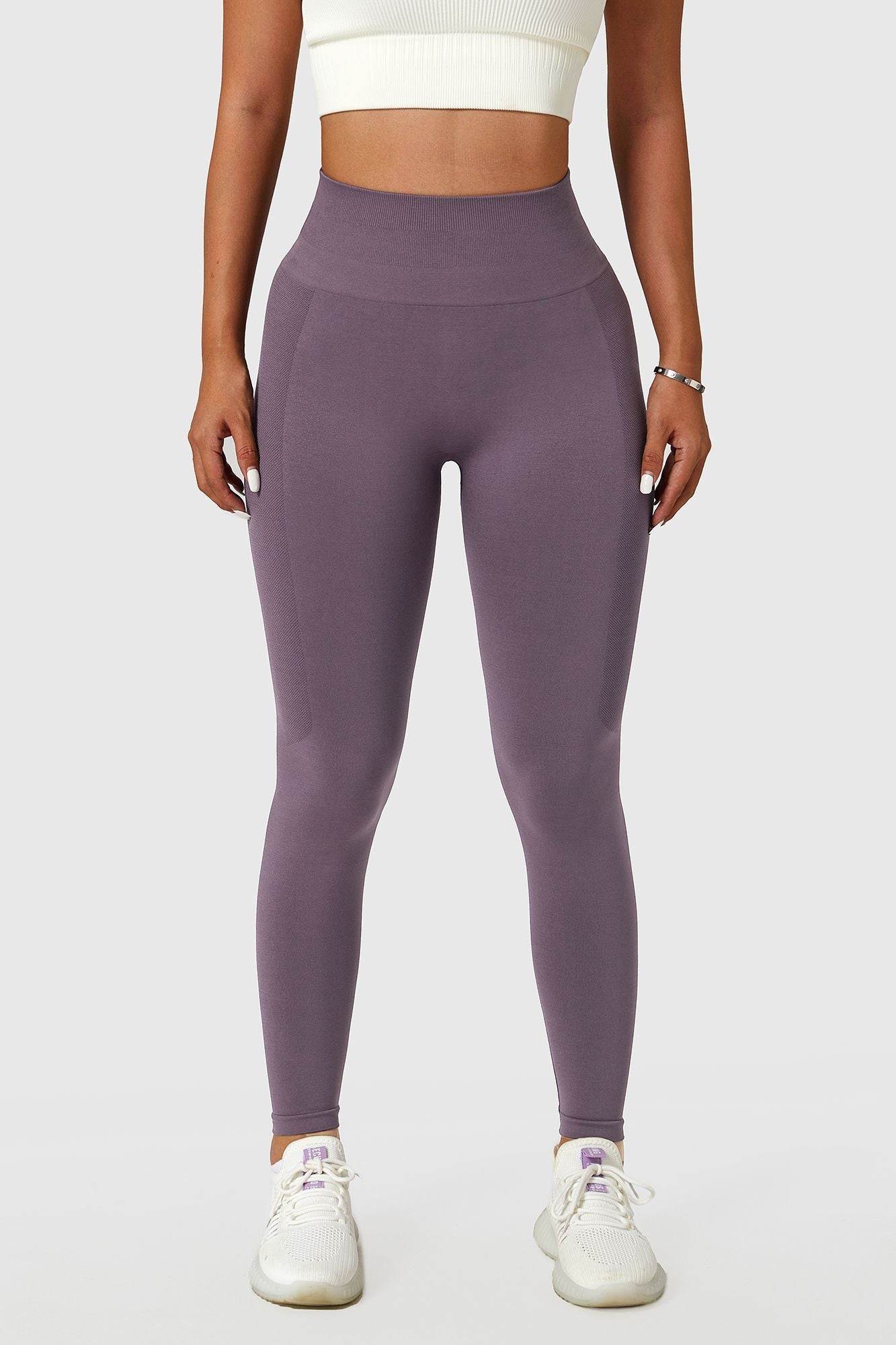 Seamless High-Rise Scrunch Legging by bornfocus