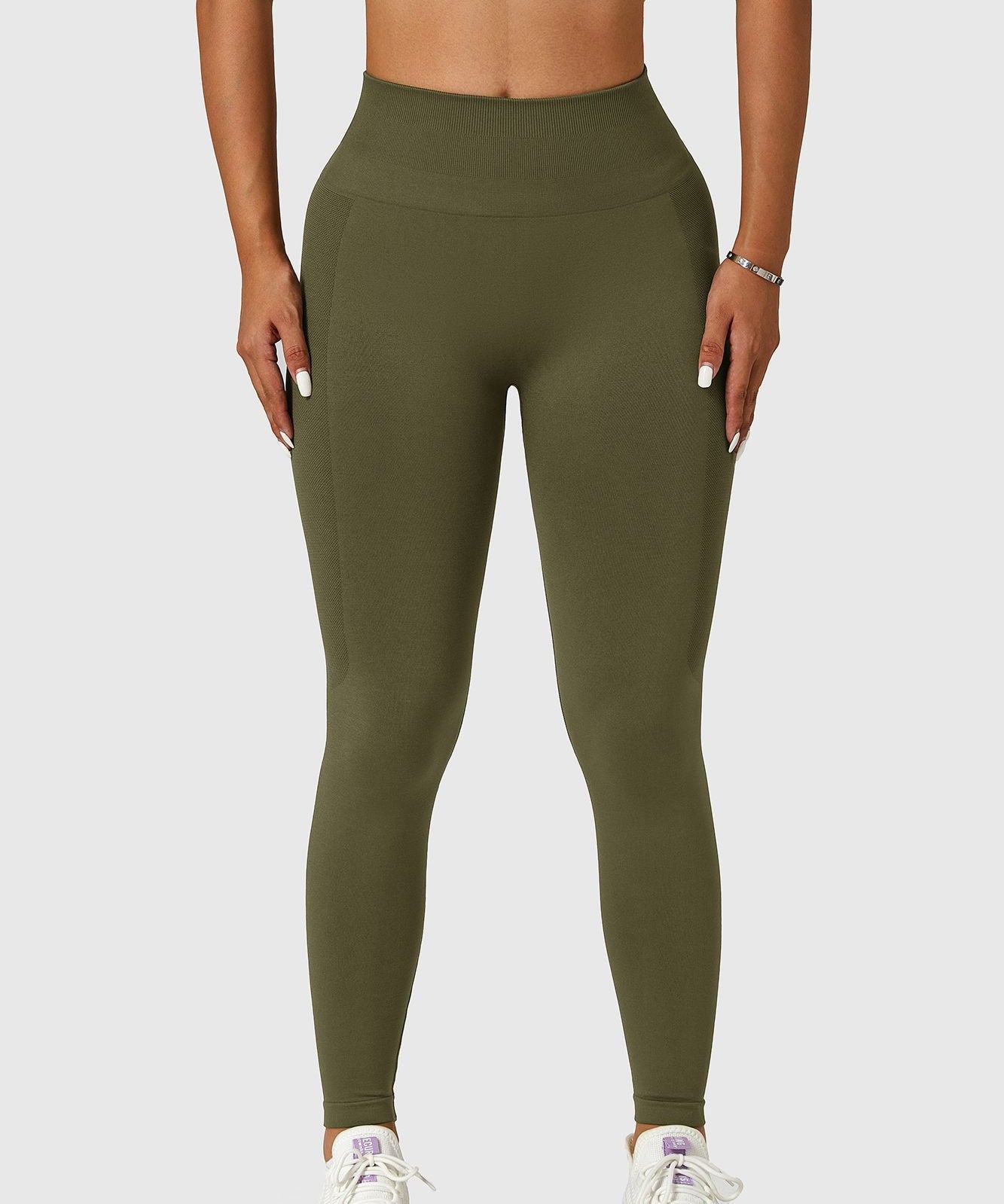 Seamless High-Rise Scrunch Legging by bornfocus