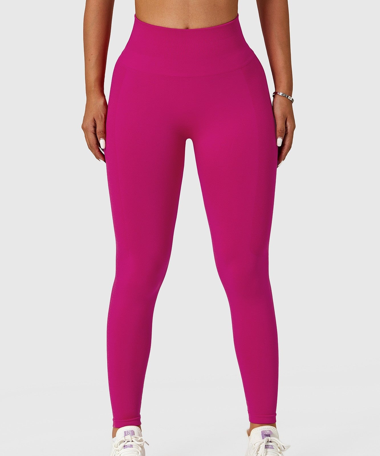 Seamless High-Rise Scrunch Legging by bornfocus