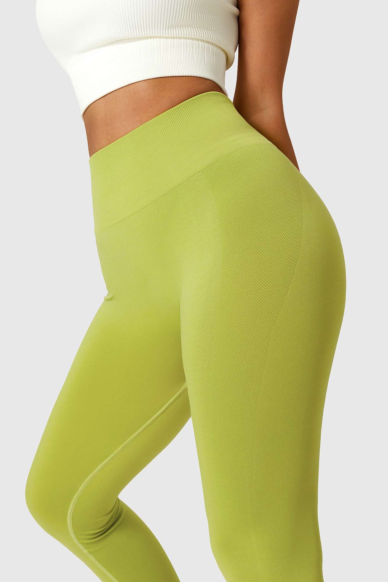 Seamless High-Rise Scrunch Legging by bornfocus