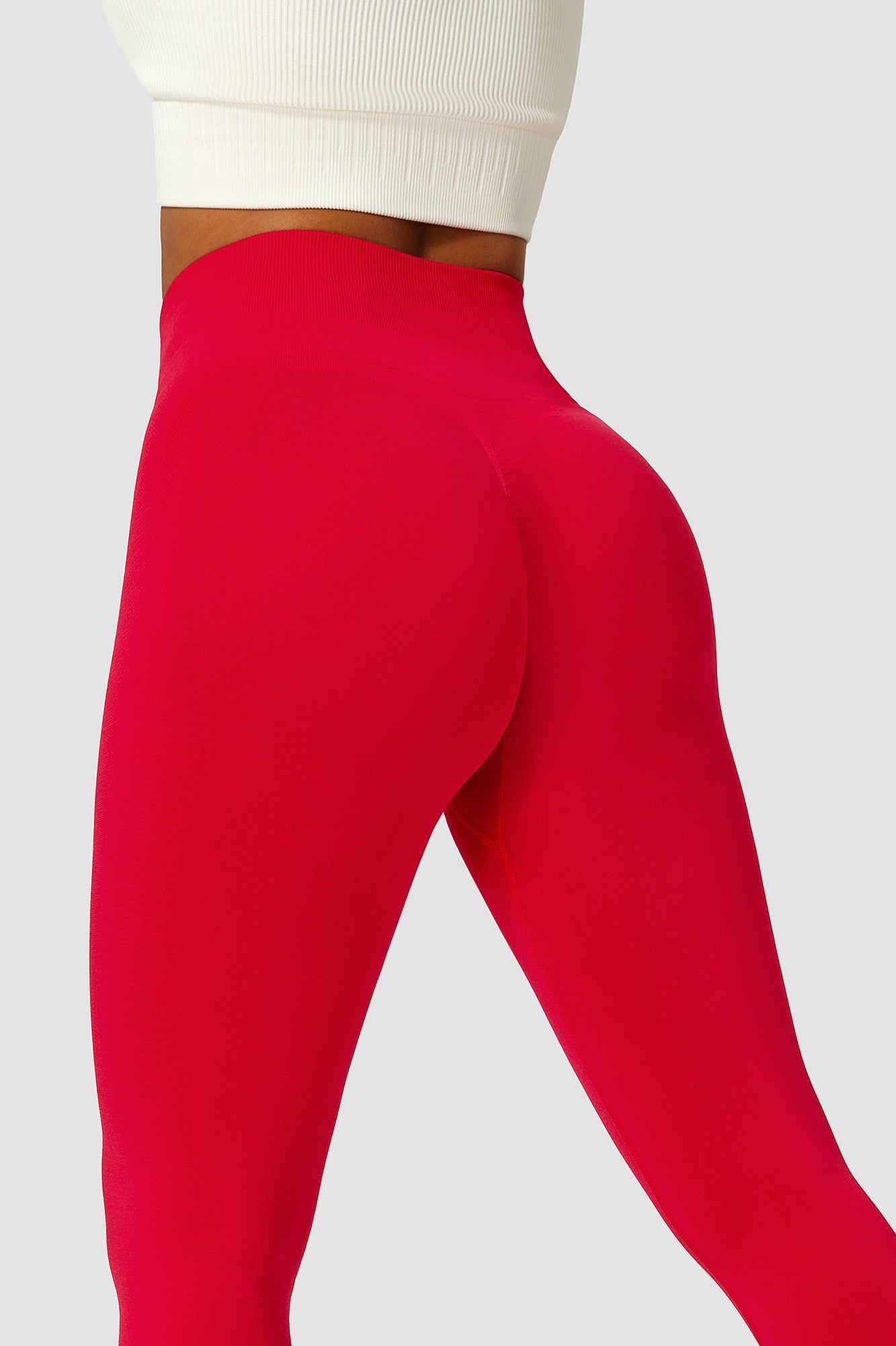 Seamless High-Rise Scrunch Legging by bornfocus