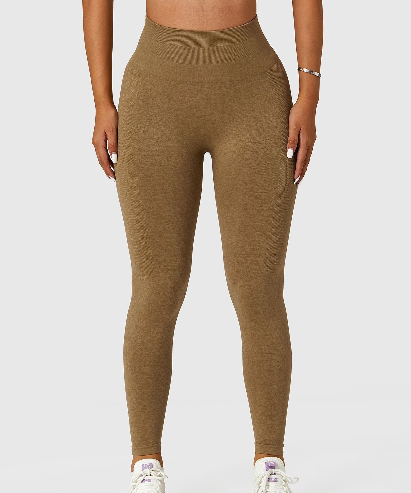 Seamless High-Rise Scrunch Legging by bornfocus