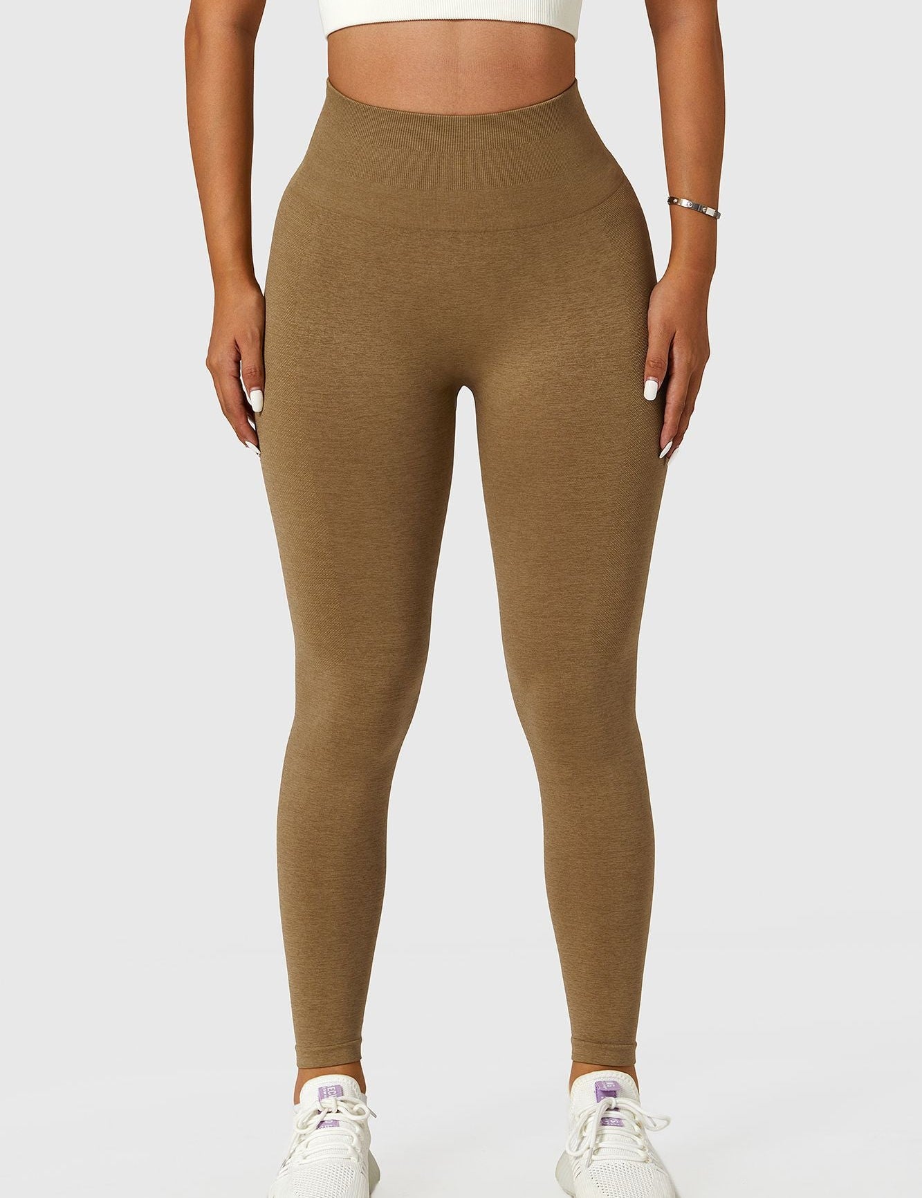 Seamless High-Rise Scrunch Legging by bornfocus