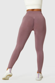 Seamless High-Rise Scrunch Legging by bornfocus