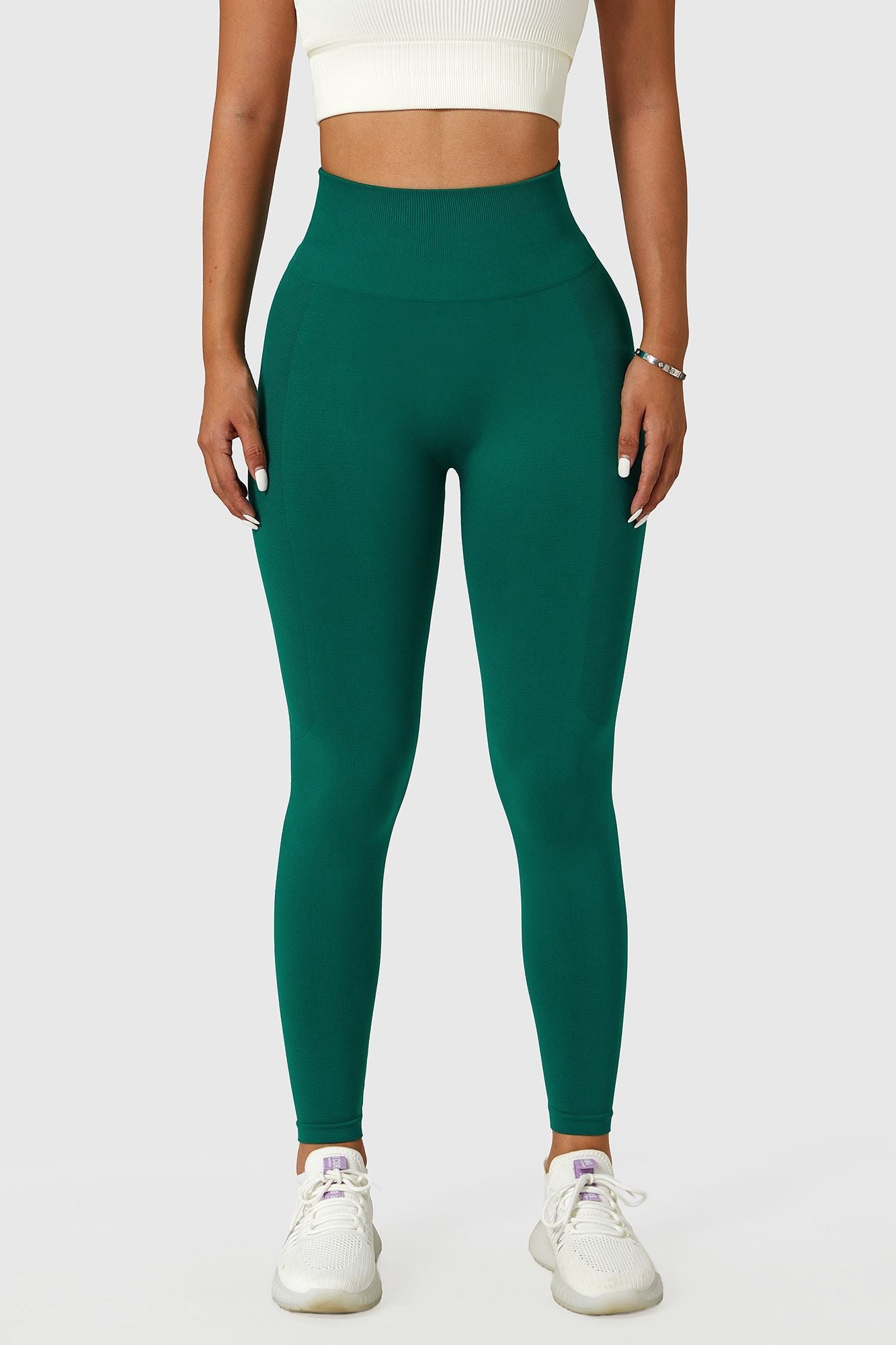 Seamless High-Rise Scrunch Legging by bornfocus