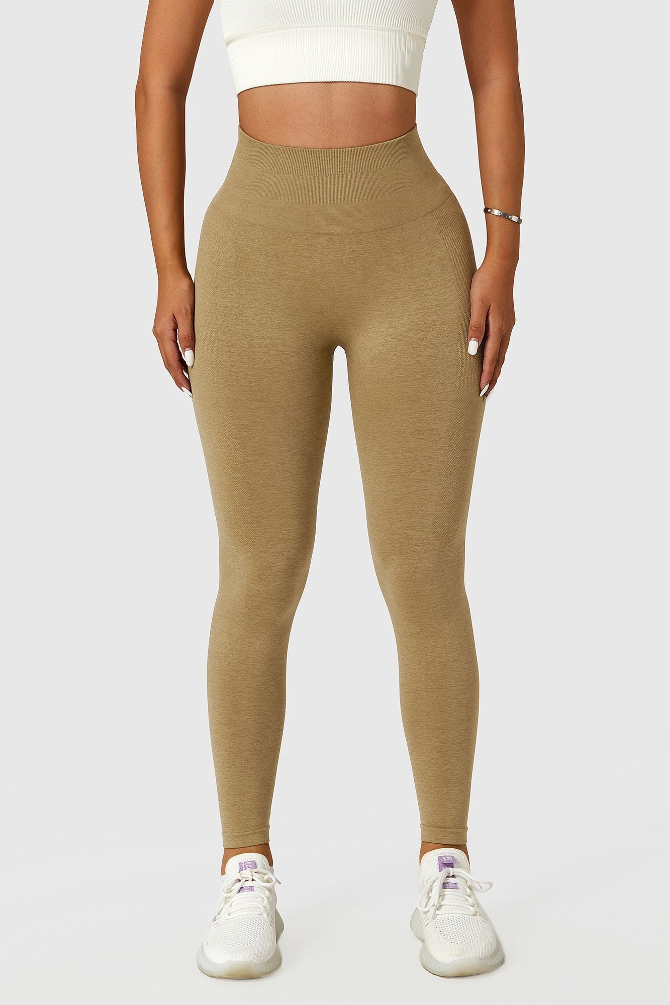 Seamless High-Rise Scrunch Legging by bornfocus