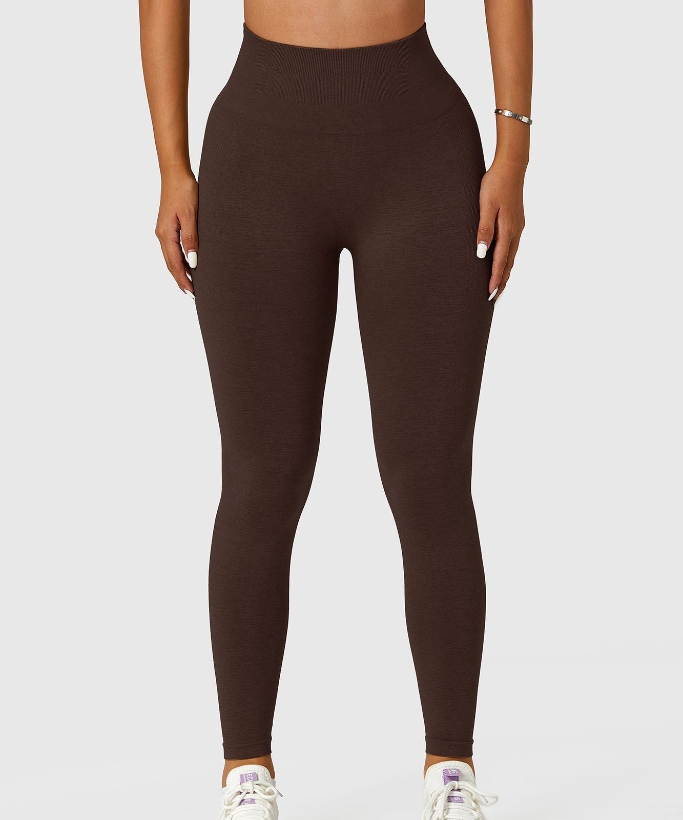 Seamless High-Rise Scrunch Legging by bornfocus