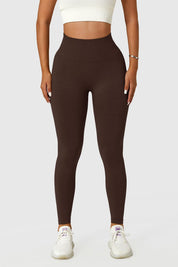 Seamless High-Rise Scrunch Legging by bornfocus