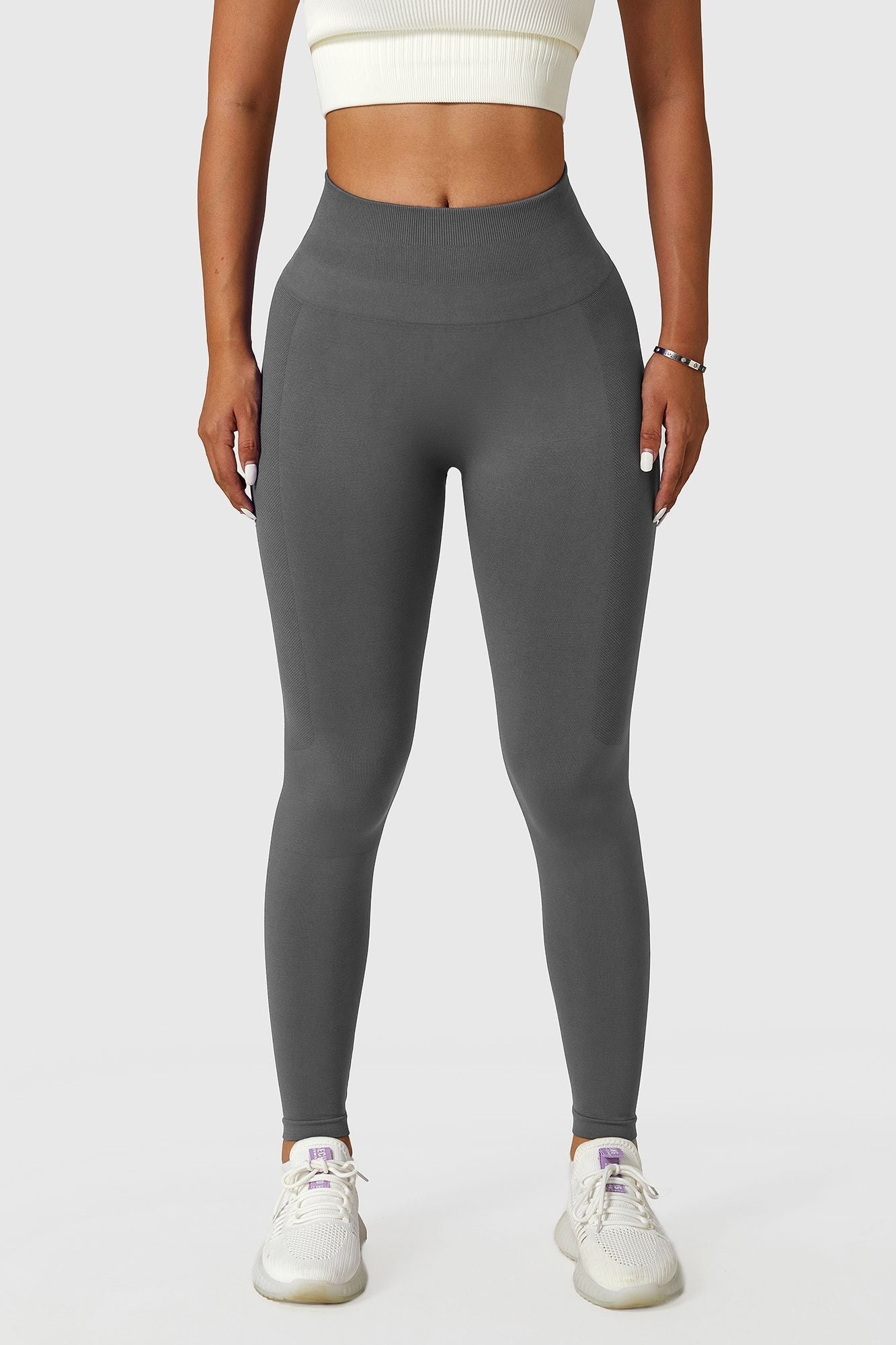 Seamless High-Rise Scrunch Legging by bornfocus