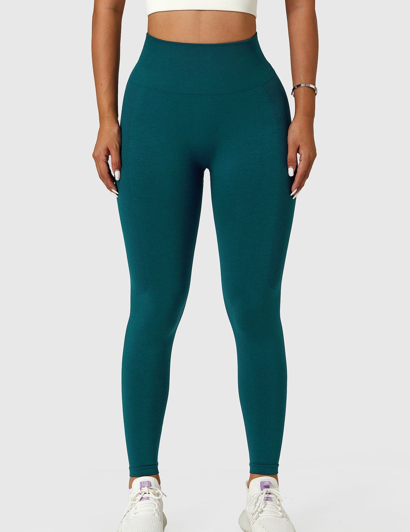 Seamless High-Rise Scrunch Legging by bornfocus