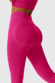 Seamless Scrunch Butt Leggings by bornfocus