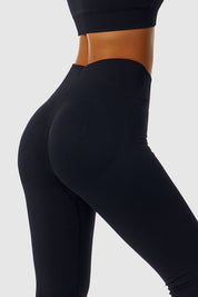 Seamless Scrunch Butt Leggings by bornfocus