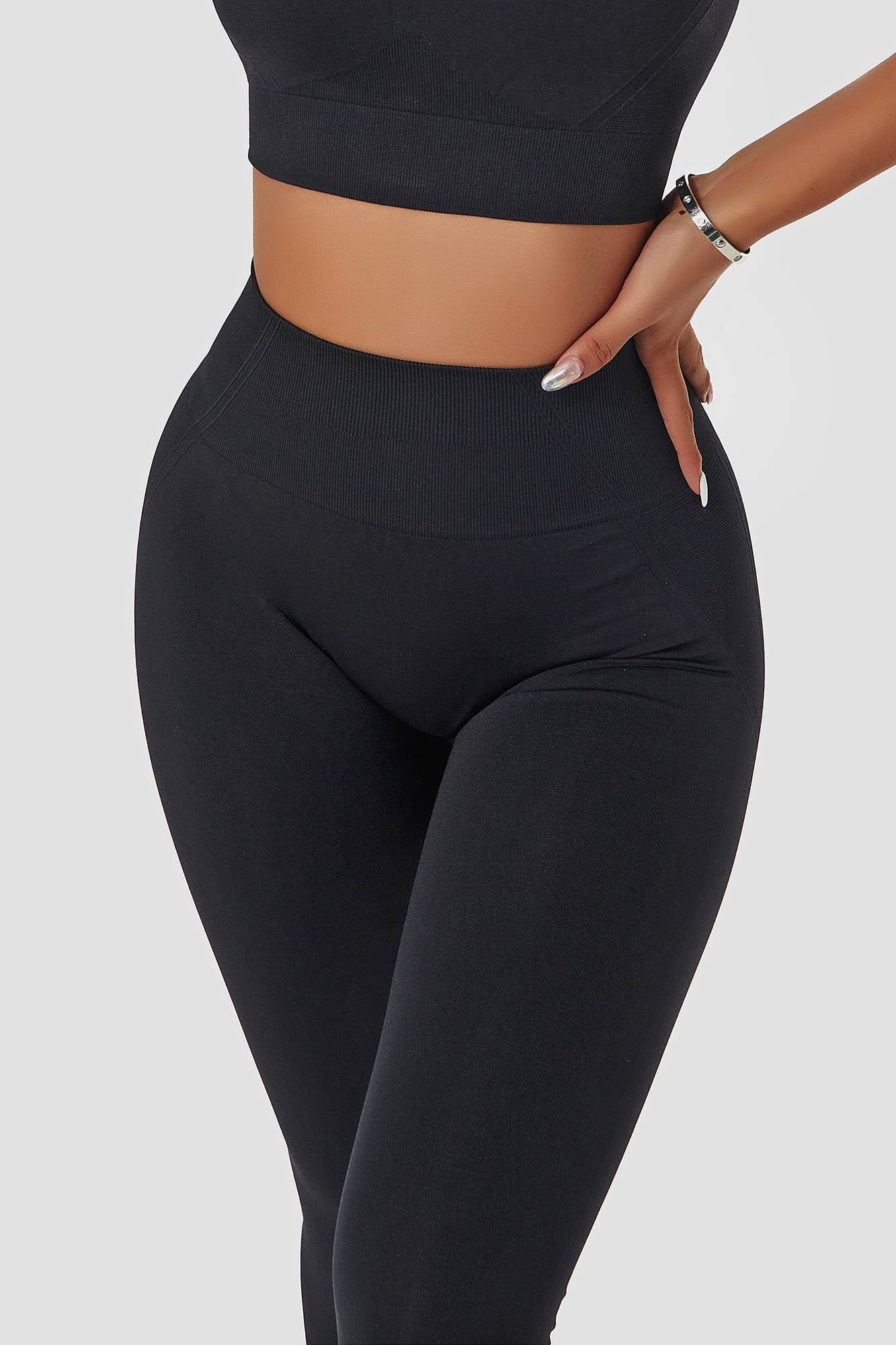 Seamless High-Rise Scrunch Butt Leggings by bornfocus