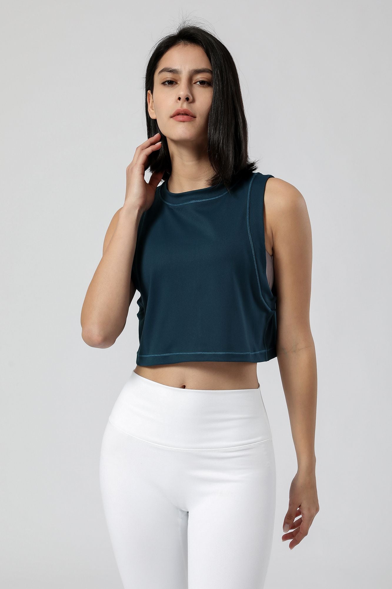 Sleeveless Cropped Tank Tops by bornfocus