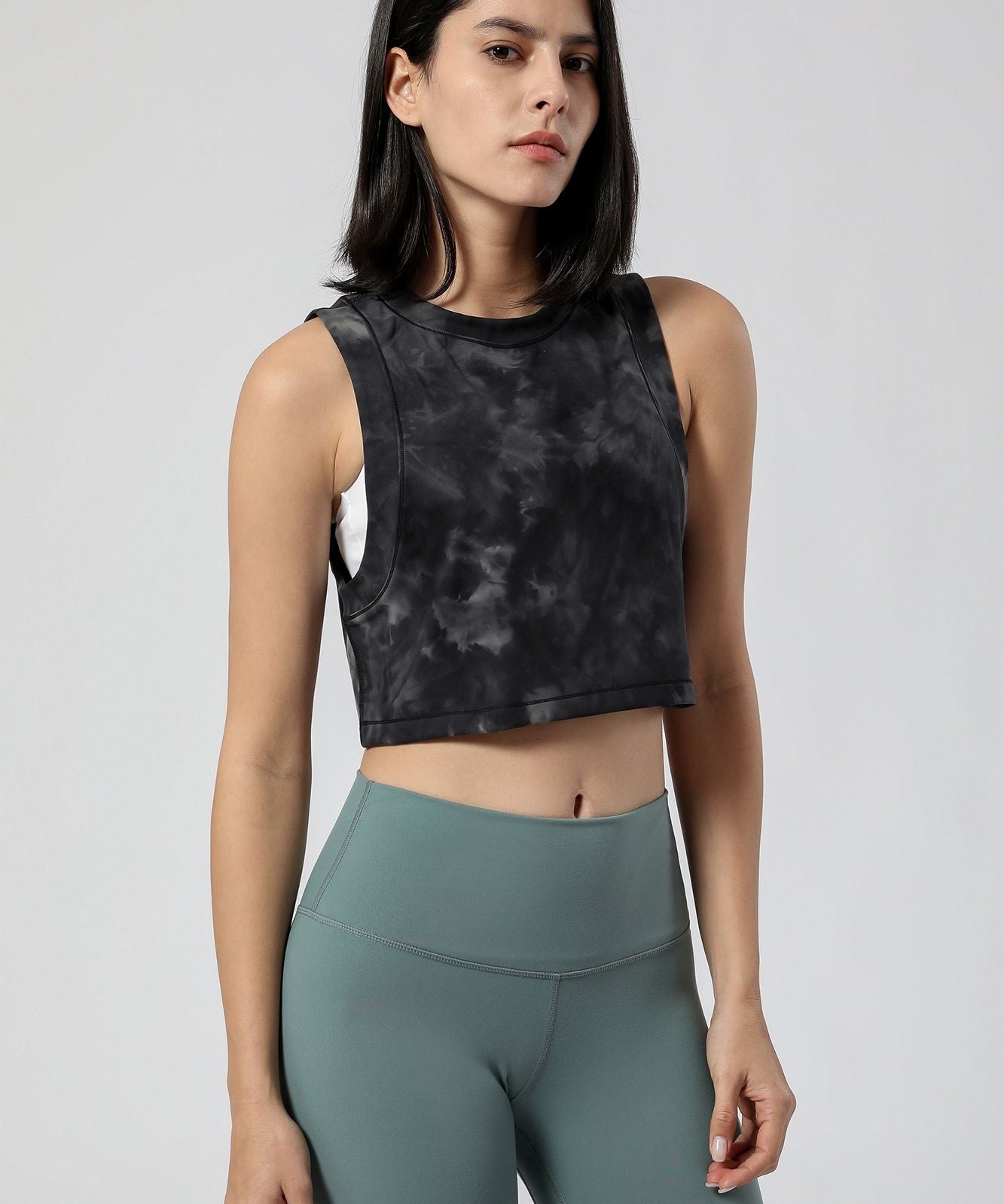 Sleeveless Cropped Tank Tops by bornfocus