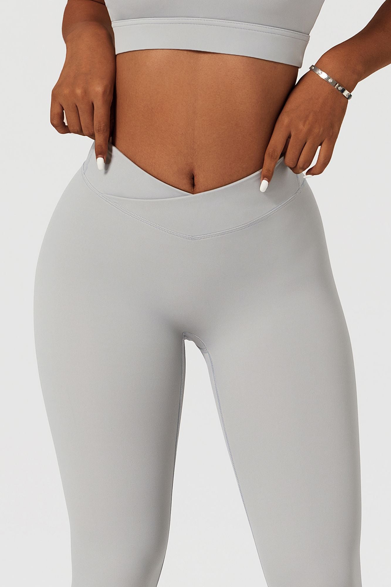 V Cross Waistband Butt-Sculpting Legging by bornfocus