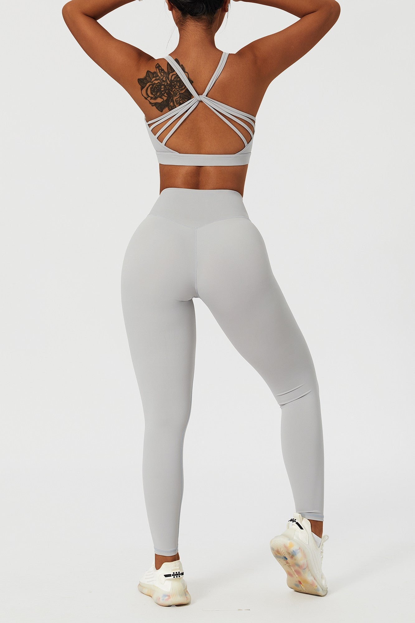 V Cross Waistband Butt-Sculpting Legging by bornfocus