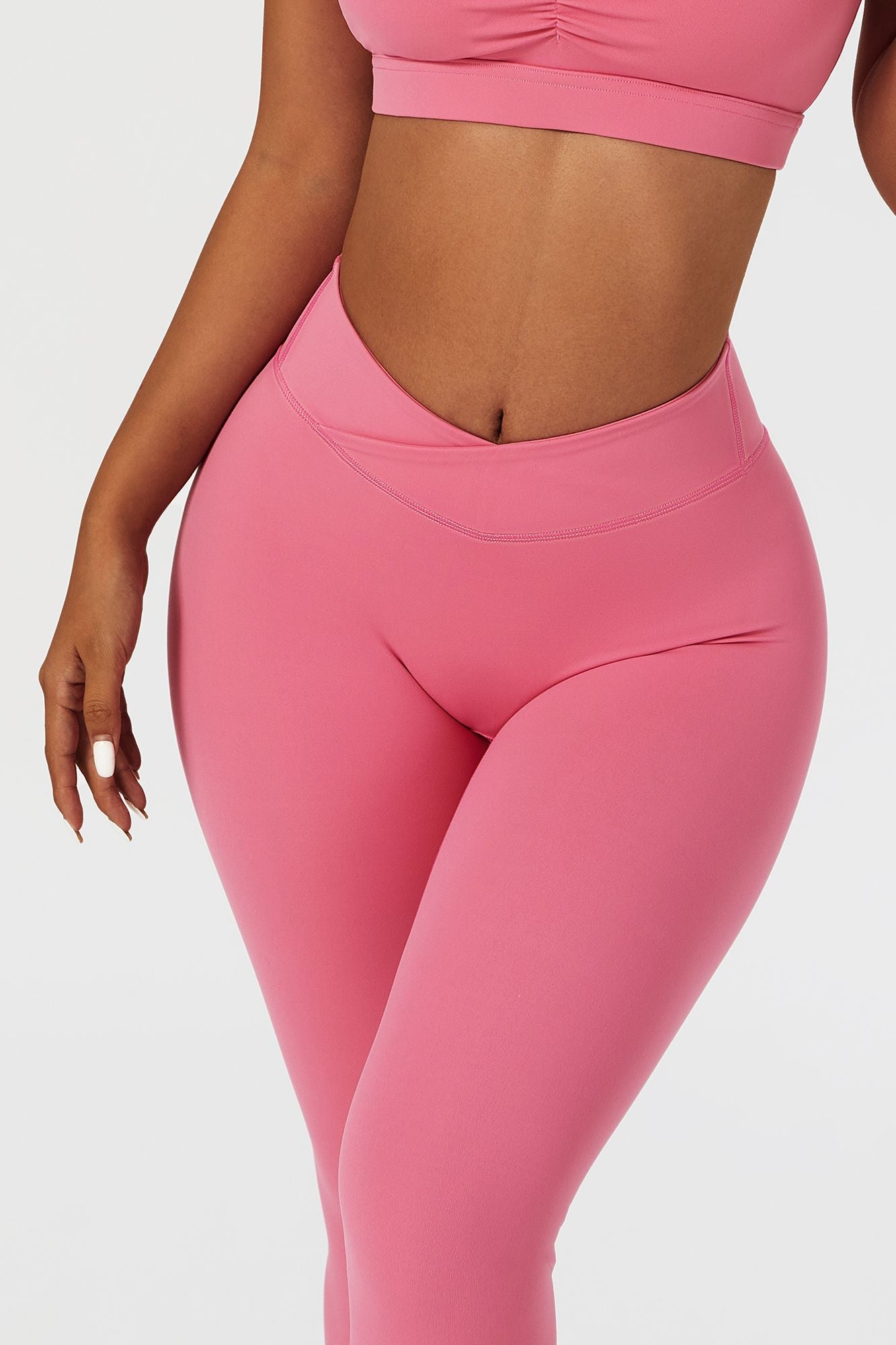 V Cross Waistband Butt-Sculpting Legging by bornfocus