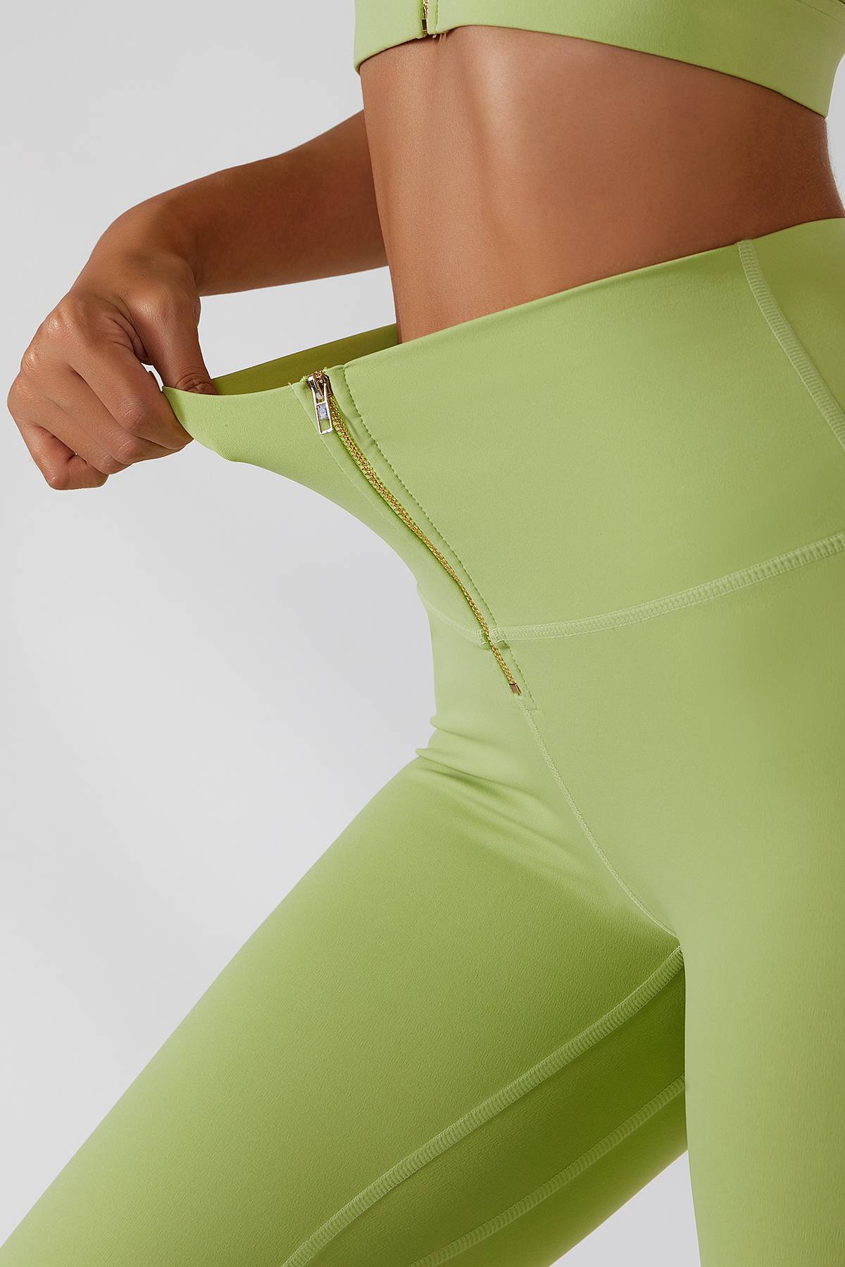 Zip Front Booty Contour Leggings by bornfocus