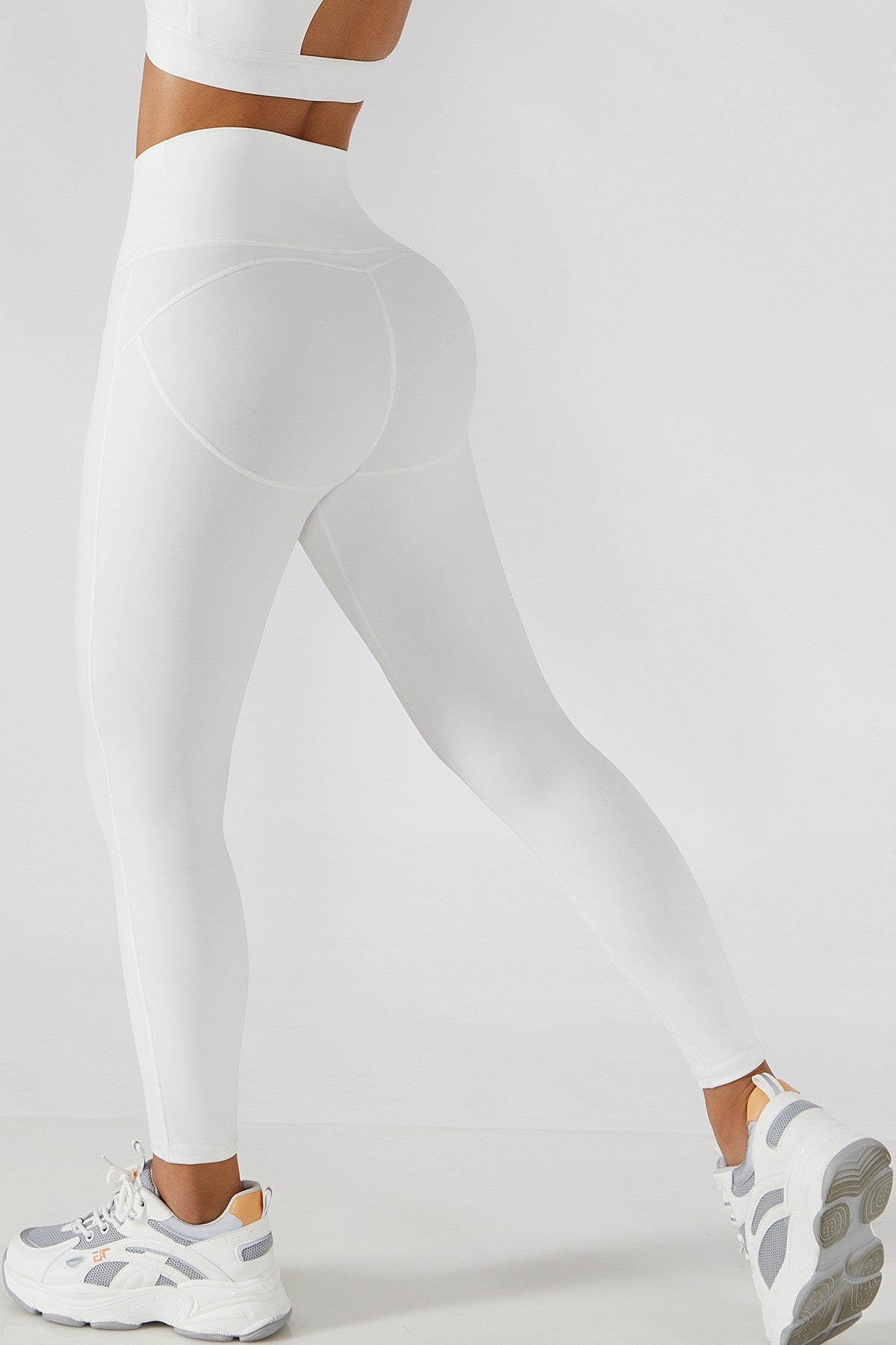 Zip Front Booty Contour Leggings by bornfocus