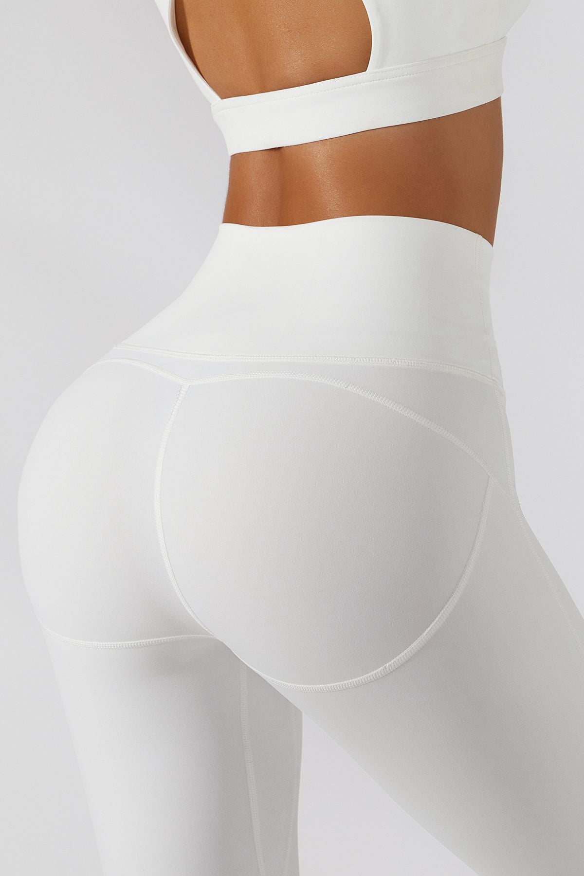 Zip Front Booty Contour Leggings by bornfocus