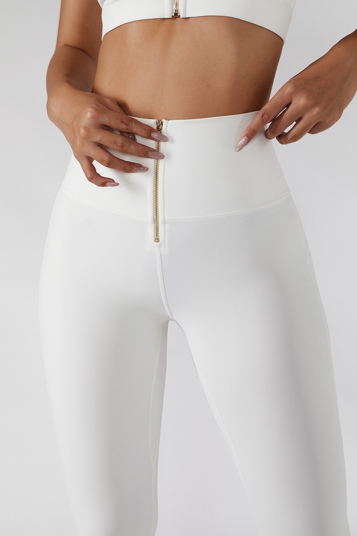 Zip Front Booty Contour Leggings by bornfocus