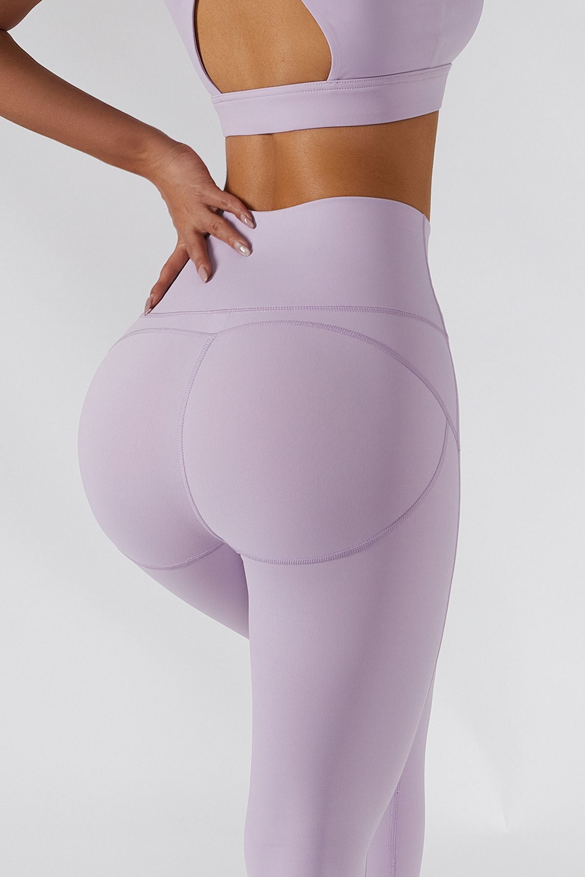 Zip Front Booty Contour Leggings by bornfocus